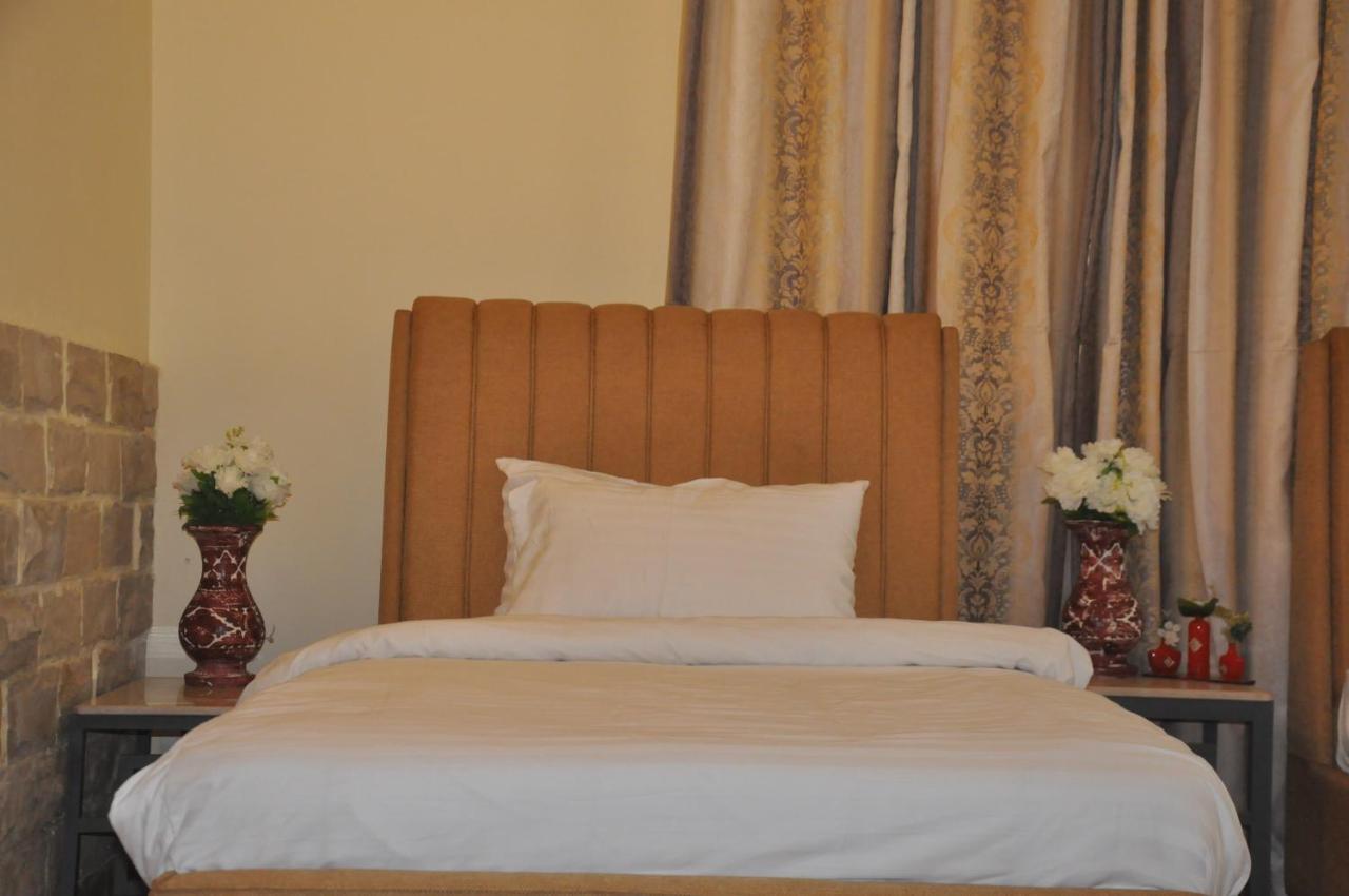 Blue Moon Residency Hotel Islamabad Exterior foto