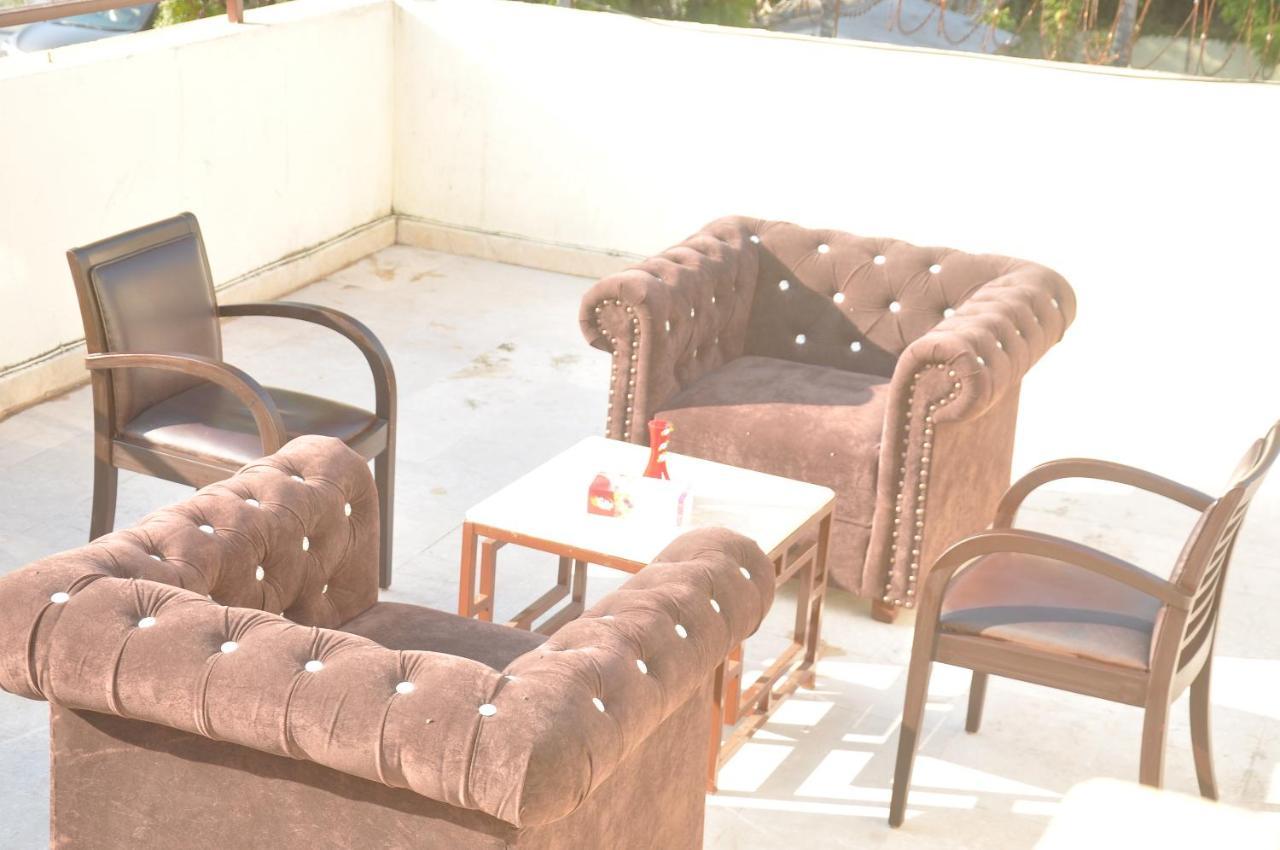 Blue Moon Residency Hotel Islamabad Exterior foto